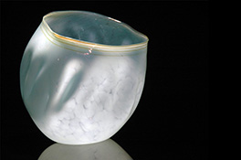 Anthias Bowl by Robert Kaindl Art Glass Artist