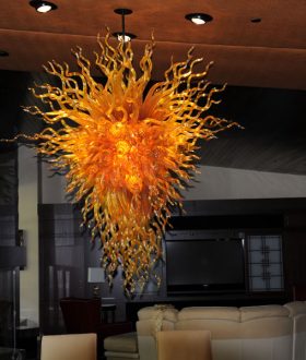 Kaindl Chandelier in home of a Las Vegas legend