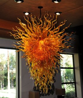 Kaindl Chandelier in home of a Las Vegas legend